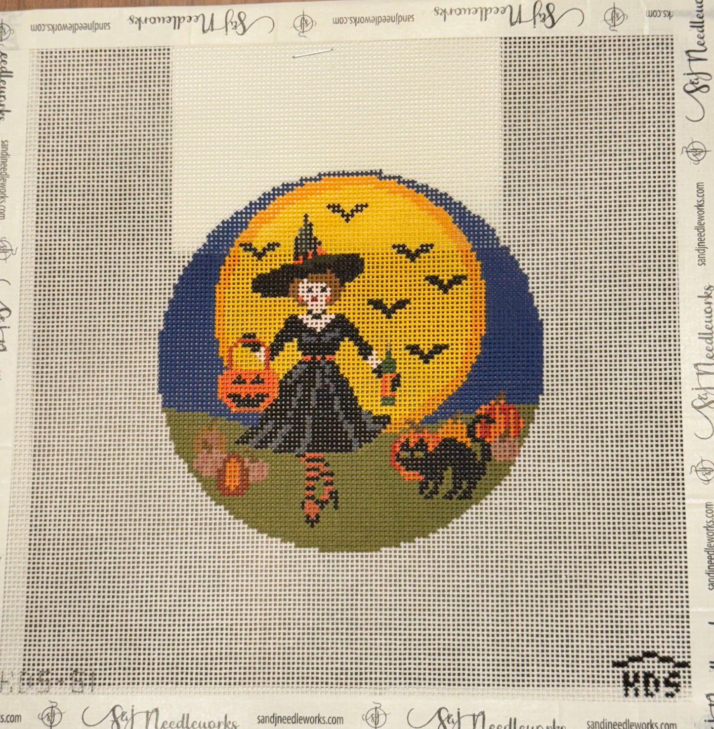 Betty Loves Halloween