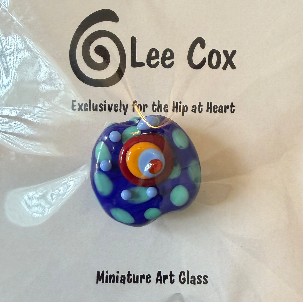 Glass Needle Minder