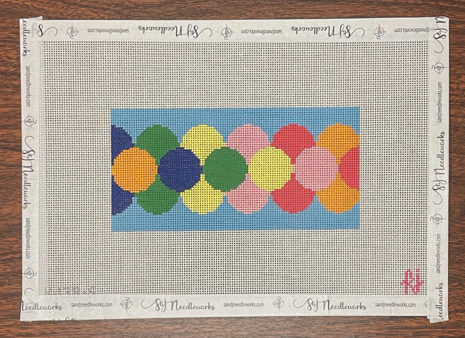 Clamshell Insert - Spring - The Gingham Stitchery - Needlepoint Canvas ...
