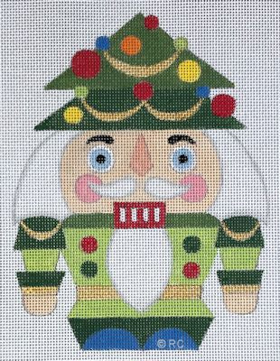 SHORT TREE NUTCRACKER-TS06