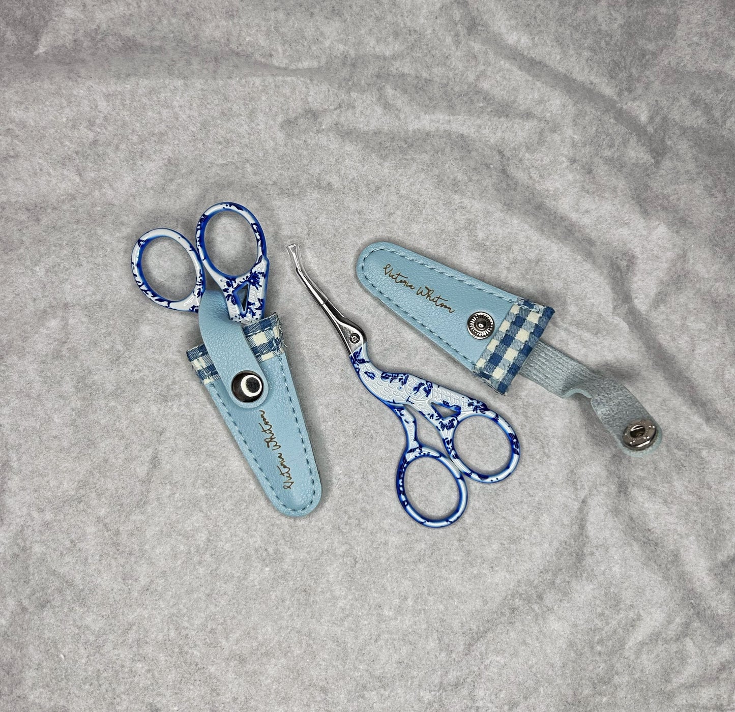 3.5" Toile Scissors with Sheath