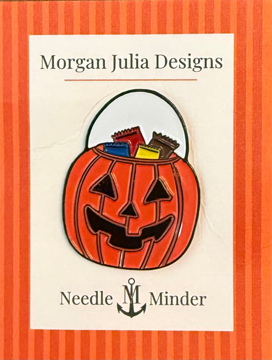 Halloween Pumpkin Basket Needleminder
