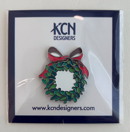 Wreath w/ Red Bow Needleminder