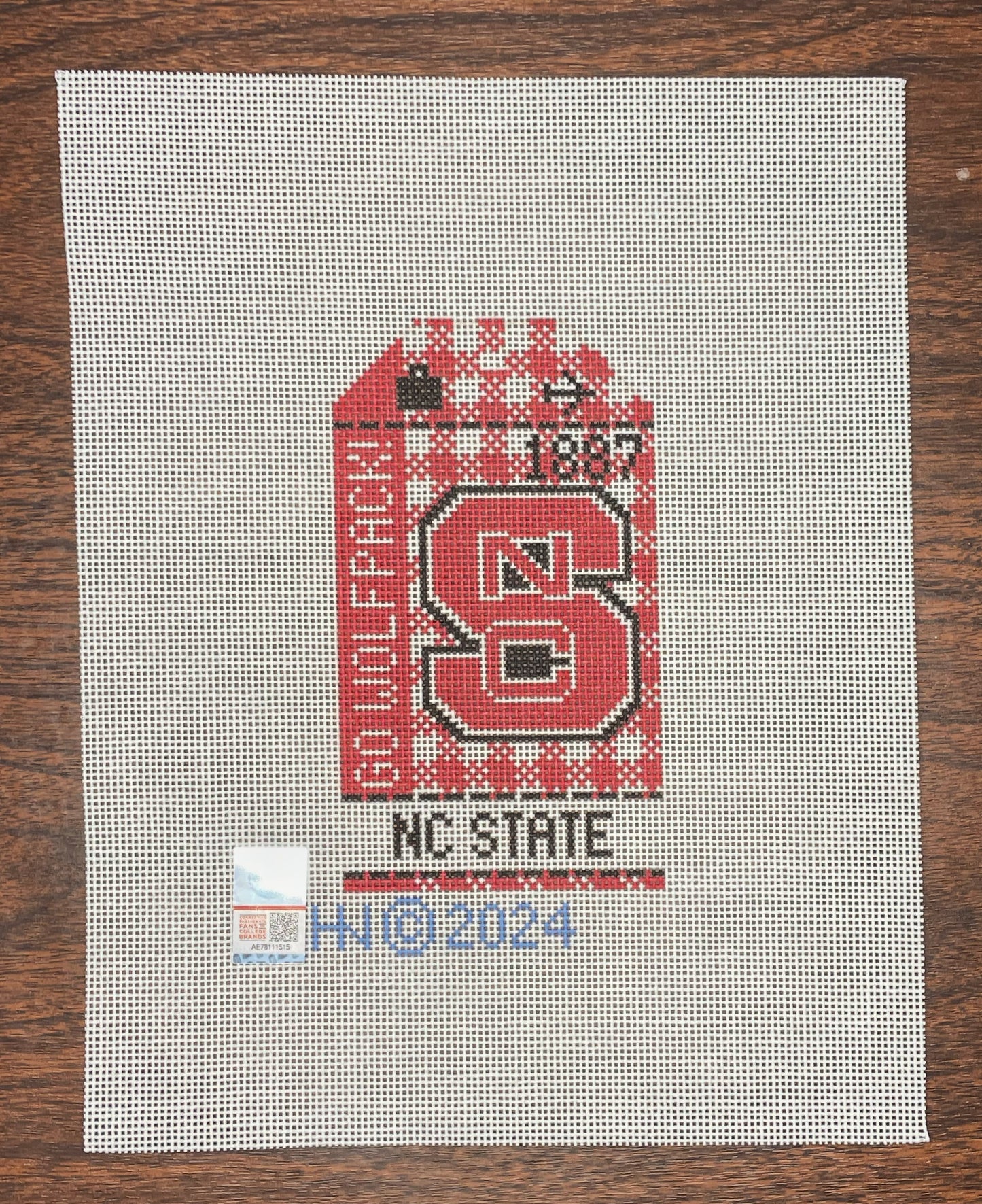 NC State Retro Travel Tag