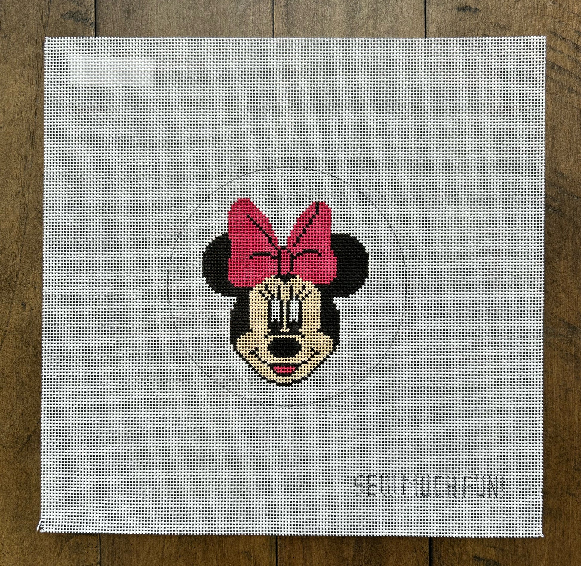 Minnie Mouse Round - Sew Much Fun - Needlepoint Canvas 18 mesh