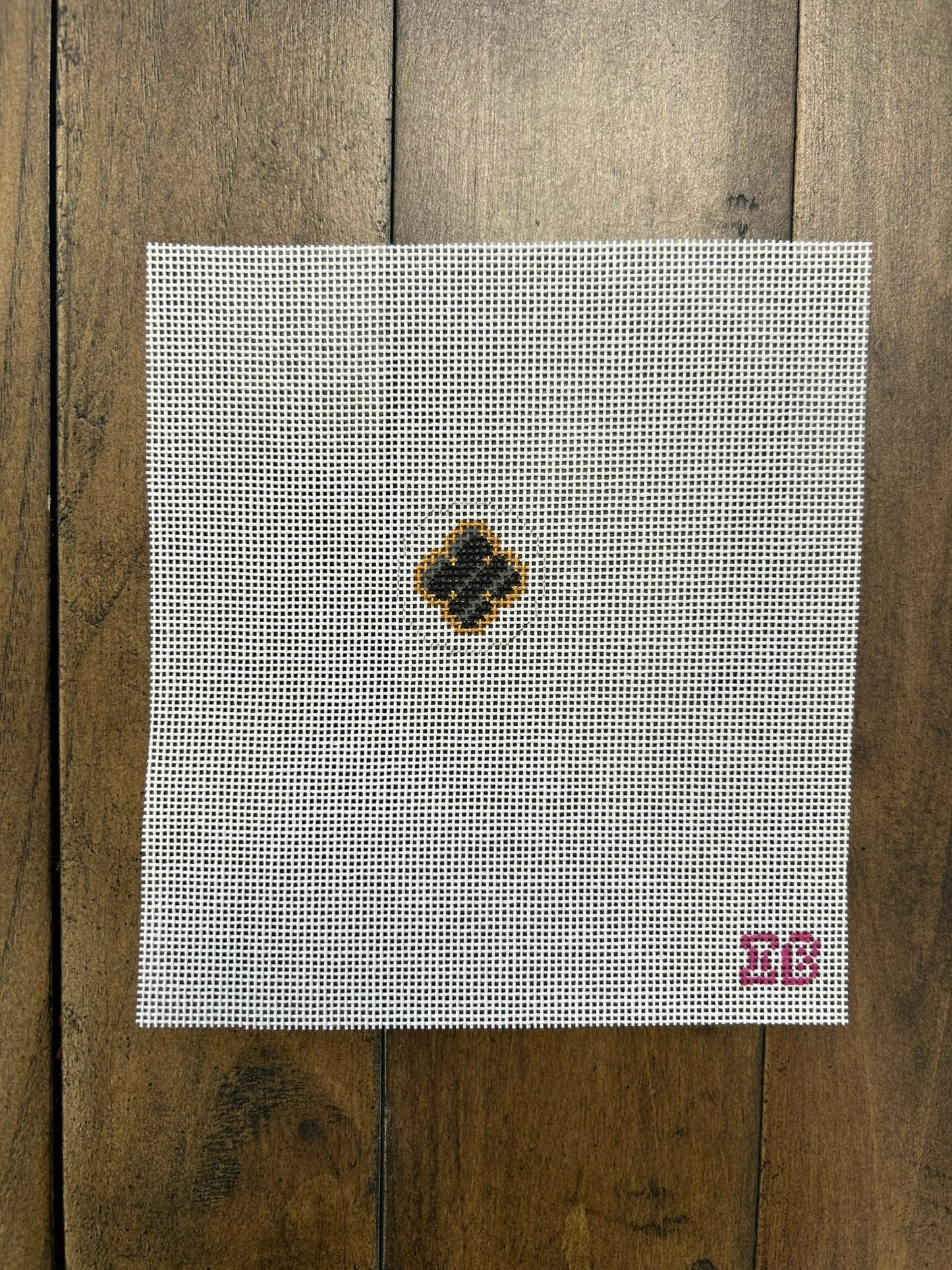Mini Alhambra - Independent Belle - Needlepoint Canvas 18 mesh