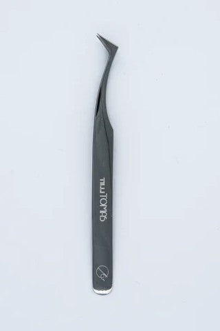 Tweezers