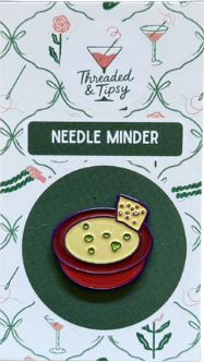 Queso Needle Minder